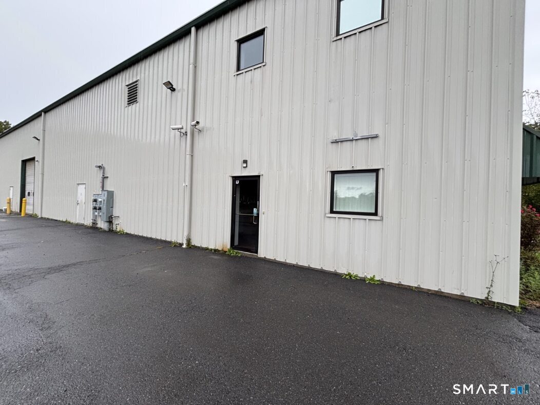 280 Schoolhouse Road Cheshire CT 06410