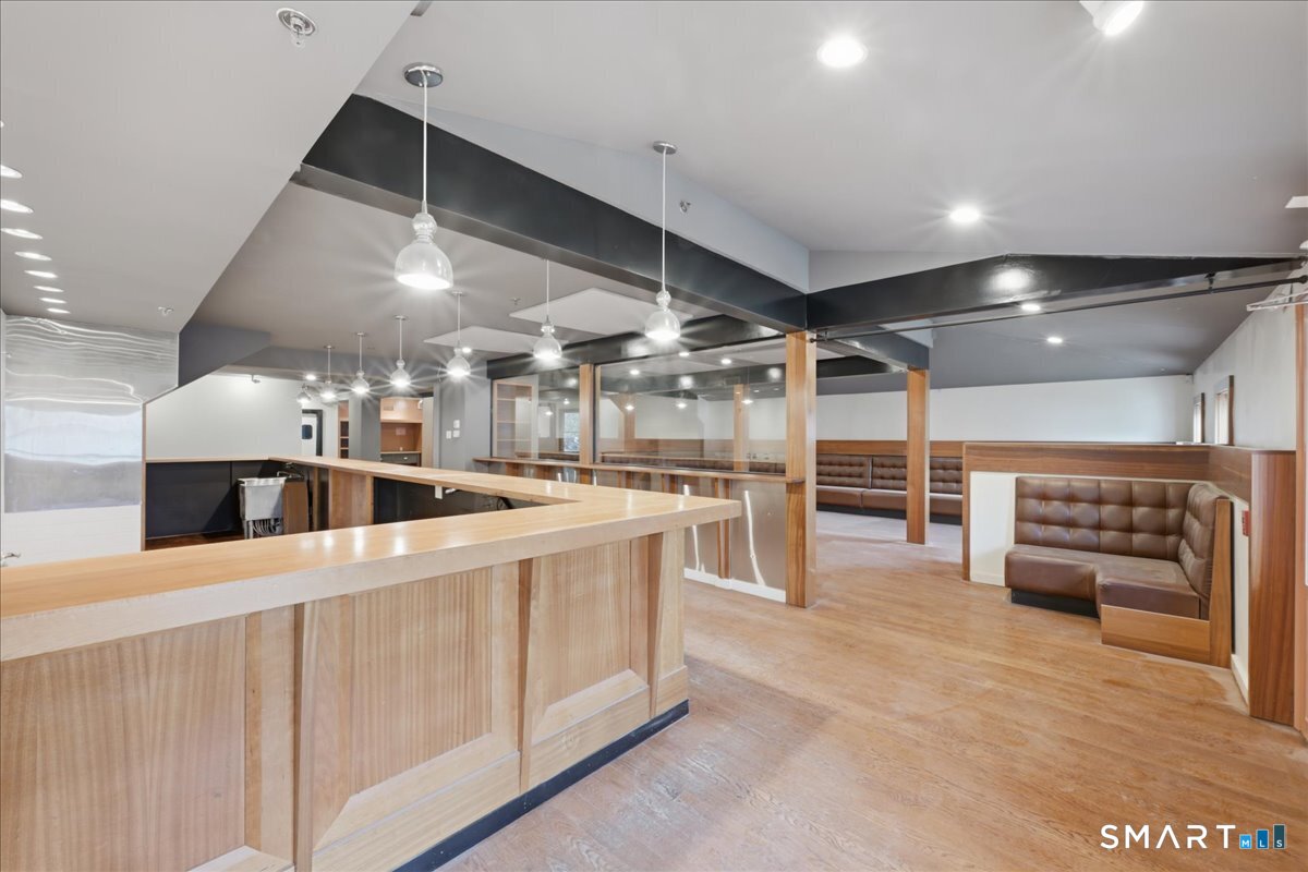 78 Main Street Essex CT 06409
