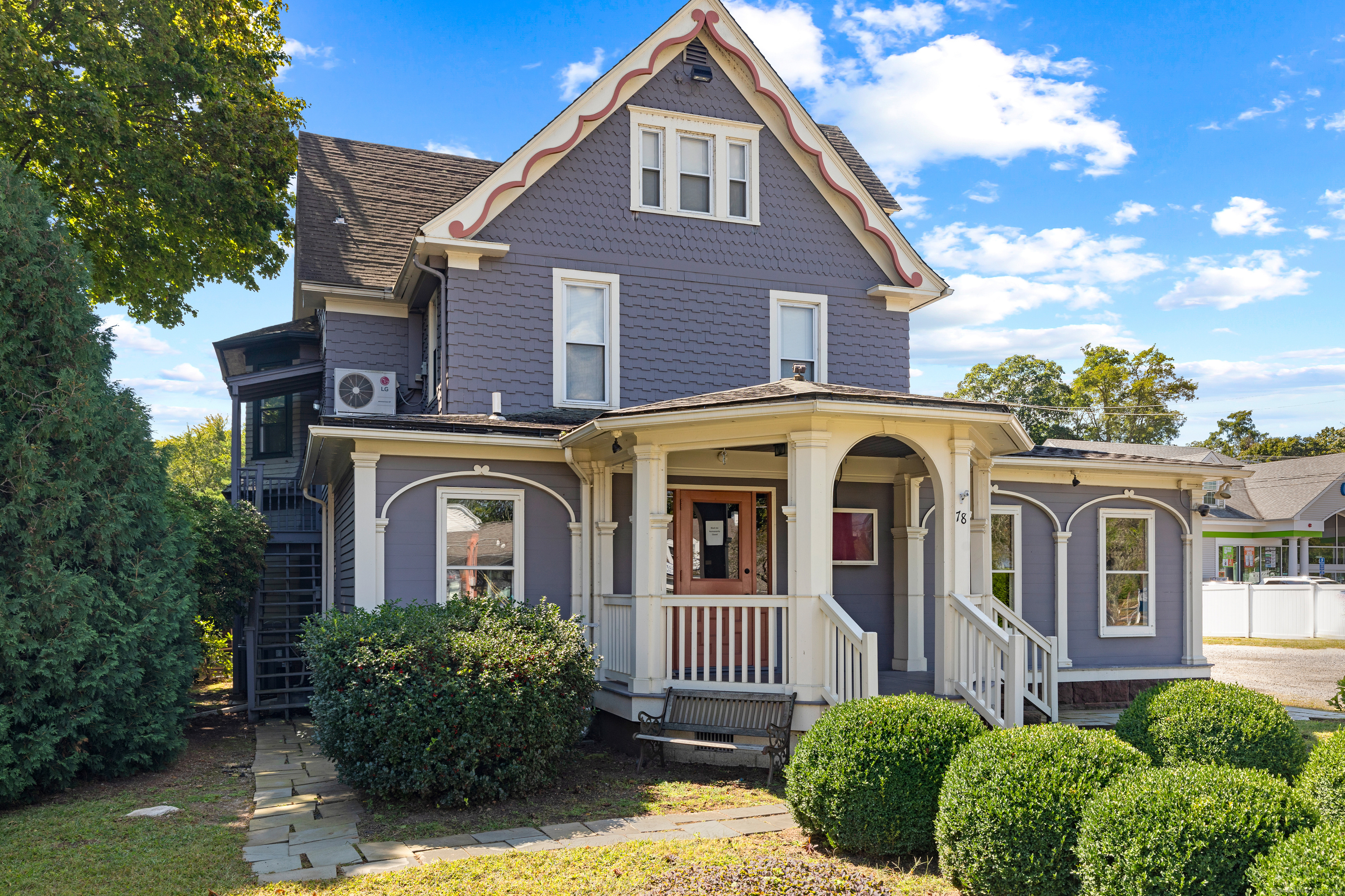 78 Main Street Essex CT 06409