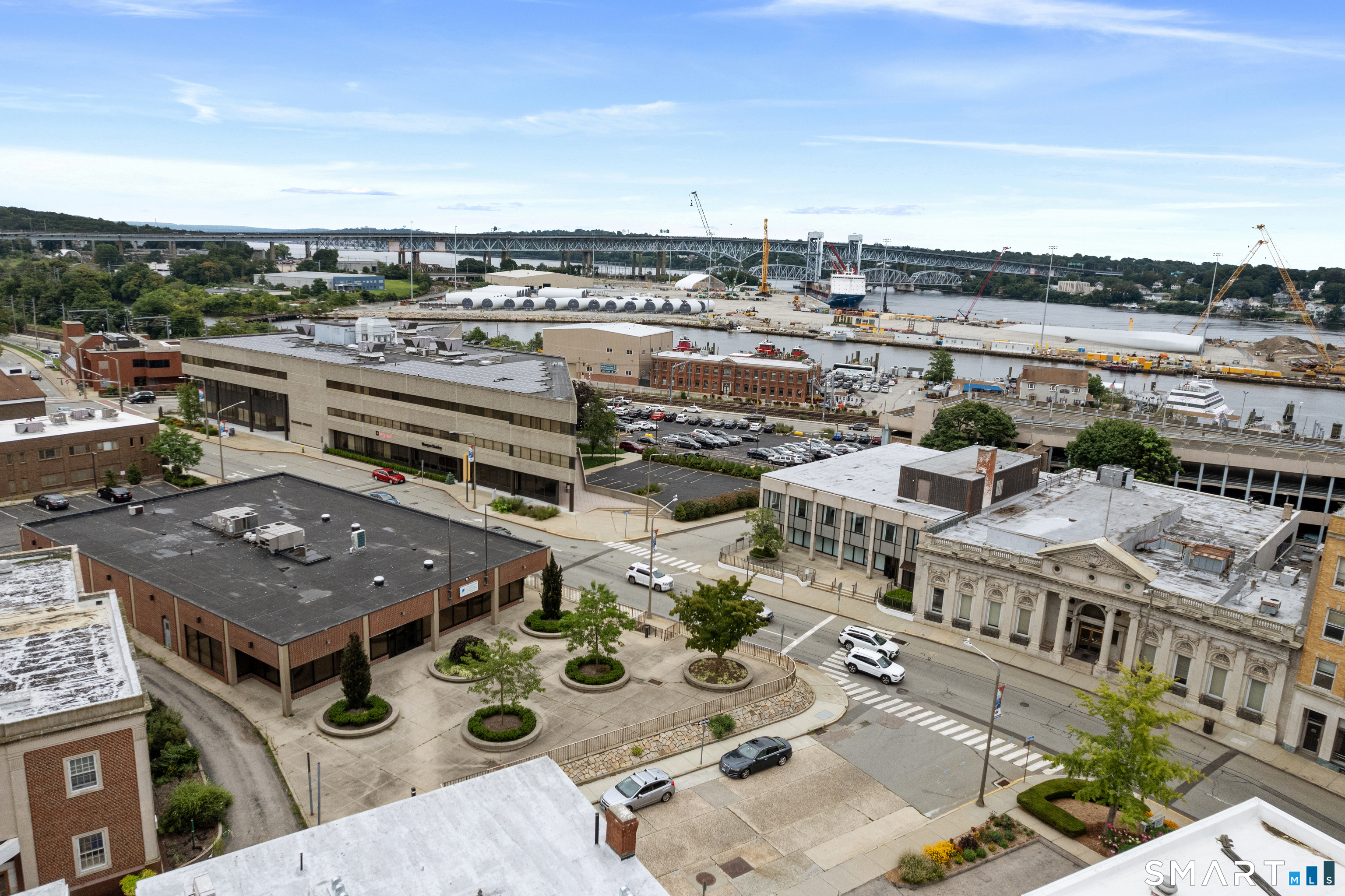 92 Eugene O'neill Drive New London CT 06320