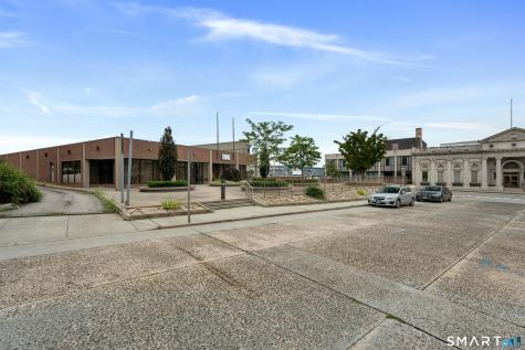 92 Eugene O'neill Drive New London CT 06320