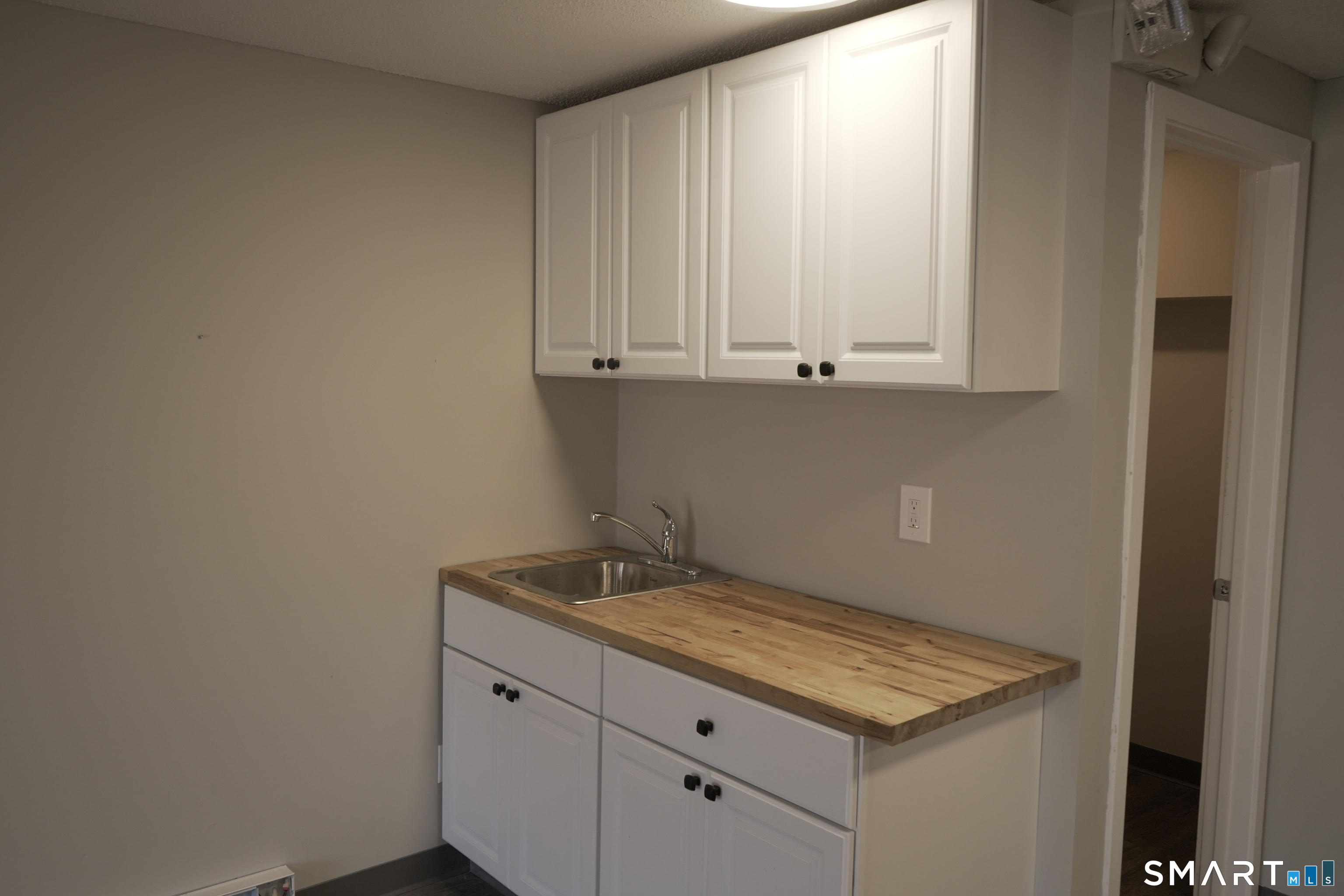 6 New Haven Road Prospect CT 06712