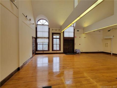 1004 Boston Post Road West Haven CT 06516