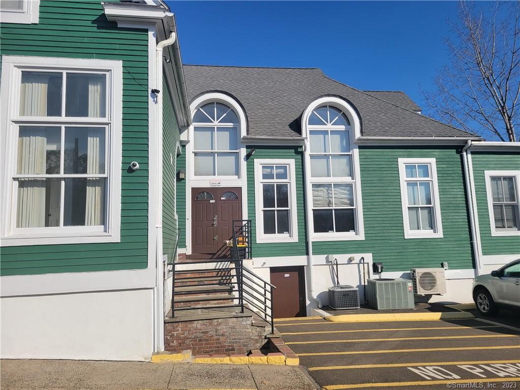 1004 Boston Post Road West Haven CT 06516