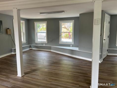 27 North Main Street Norwich CT 06360