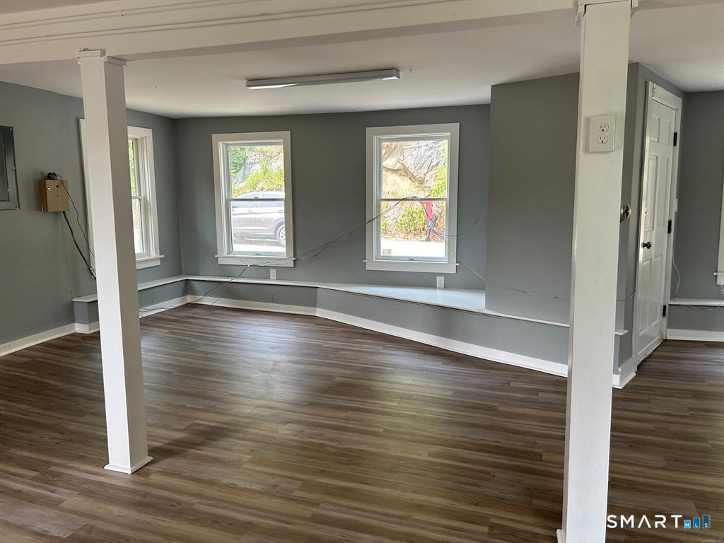 27 North Main Street Norwich CT 06360