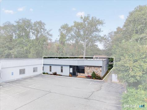 203 Boston Post Road Waterford CT 06385