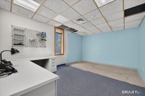 203 Boston Post Road Waterford CT 06385