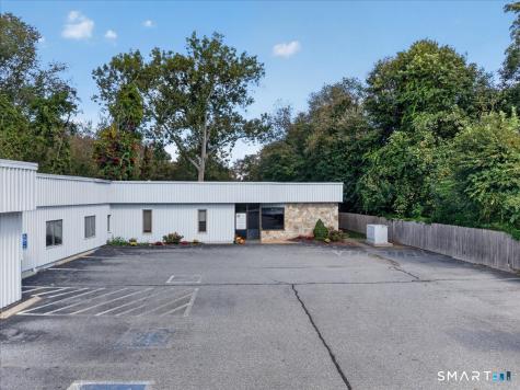 203 Boston Post Road Waterford CT 06385