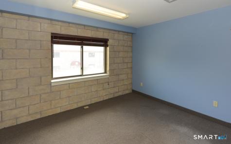 8 Pecks Lane Newtown CT 06470