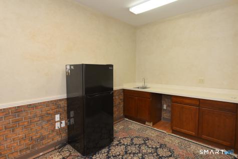 8 Pecks Lane Newtown CT 06470