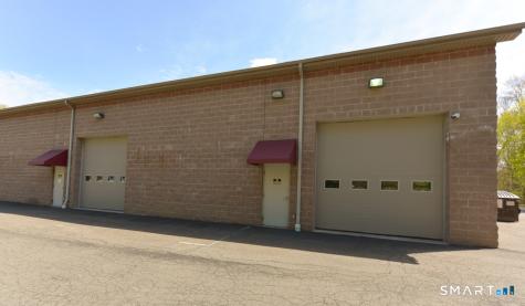 8 Pecks Lane Newtown CT 06470
