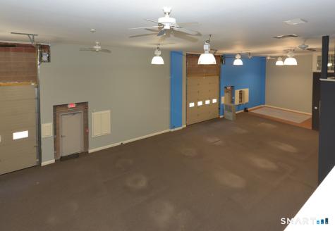 8 Pecks Lane Newtown CT 06470