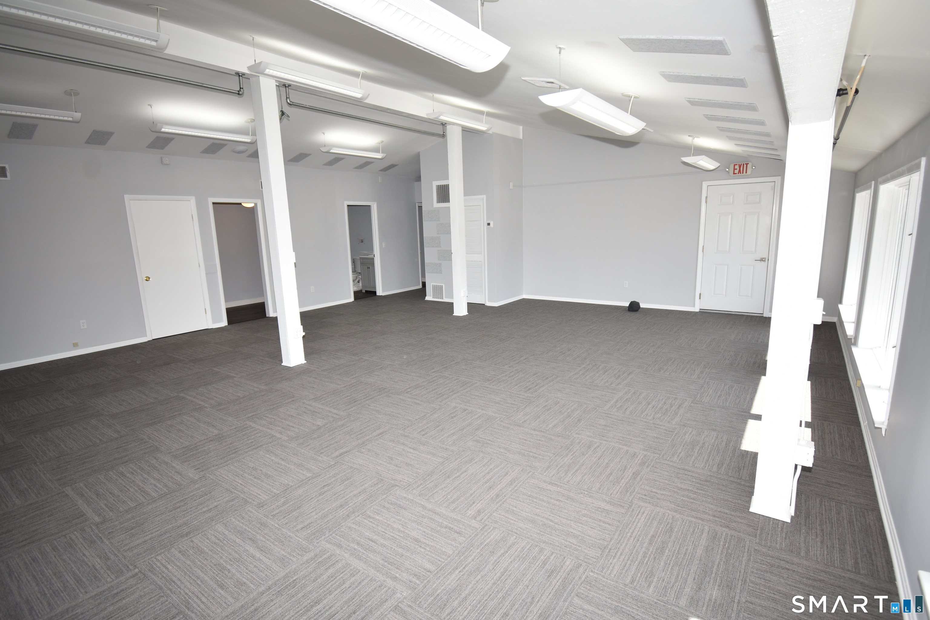 1533 New Britain Avenue Farmington CT 06032