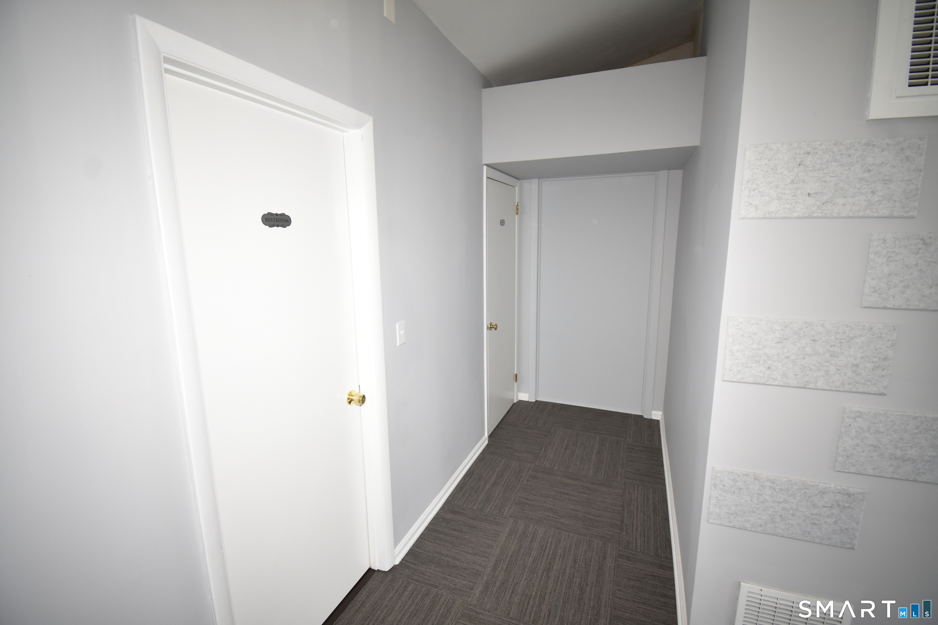 1533 New Britain Avenue Farmington CT 06032