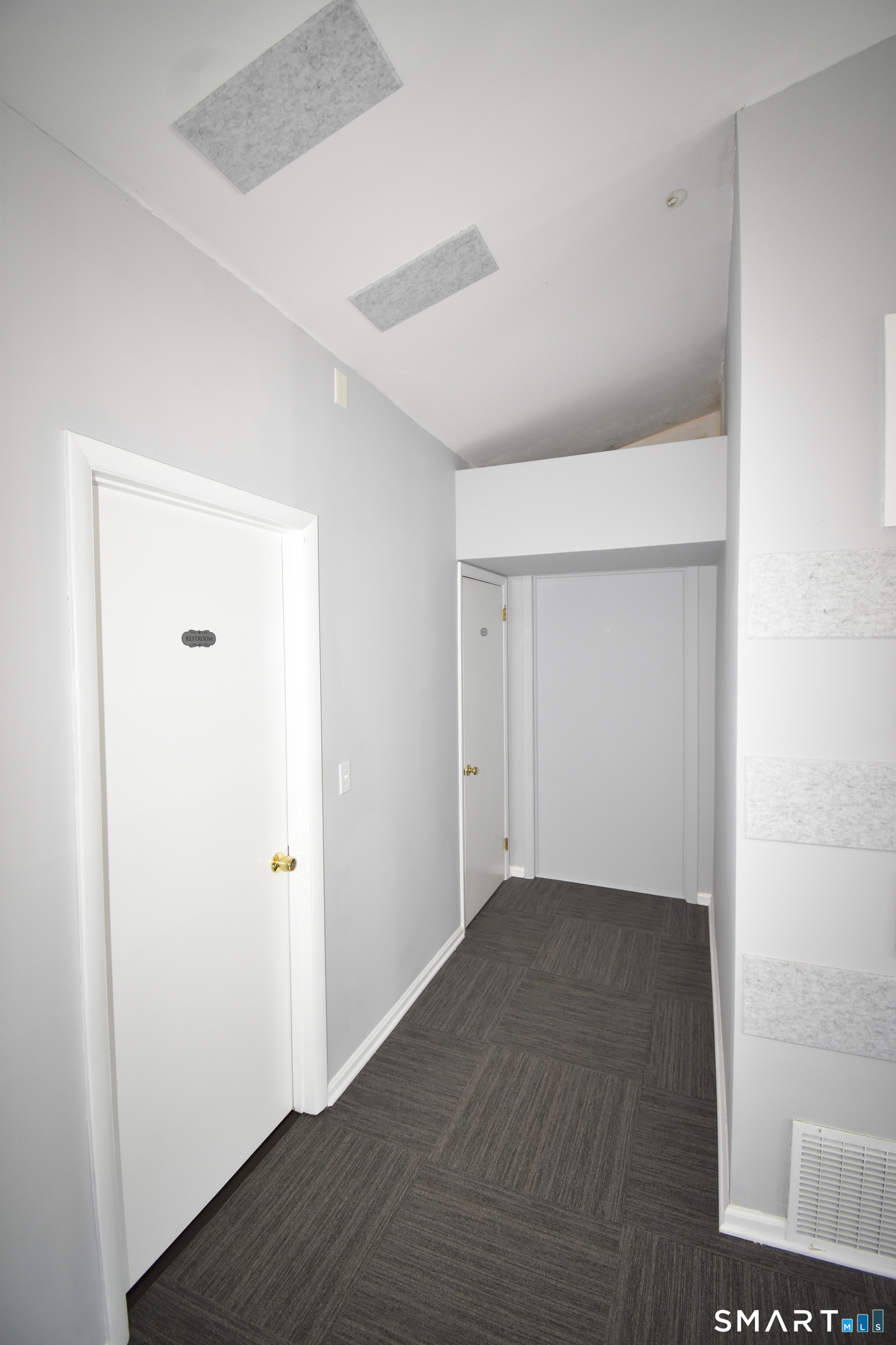 1533 New Britain Avenue Farmington CT 06032