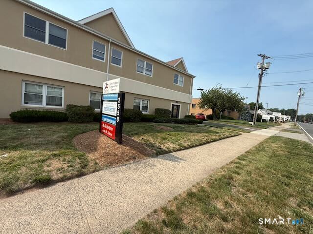2558 Whitney Avenue Hamden CT 06518