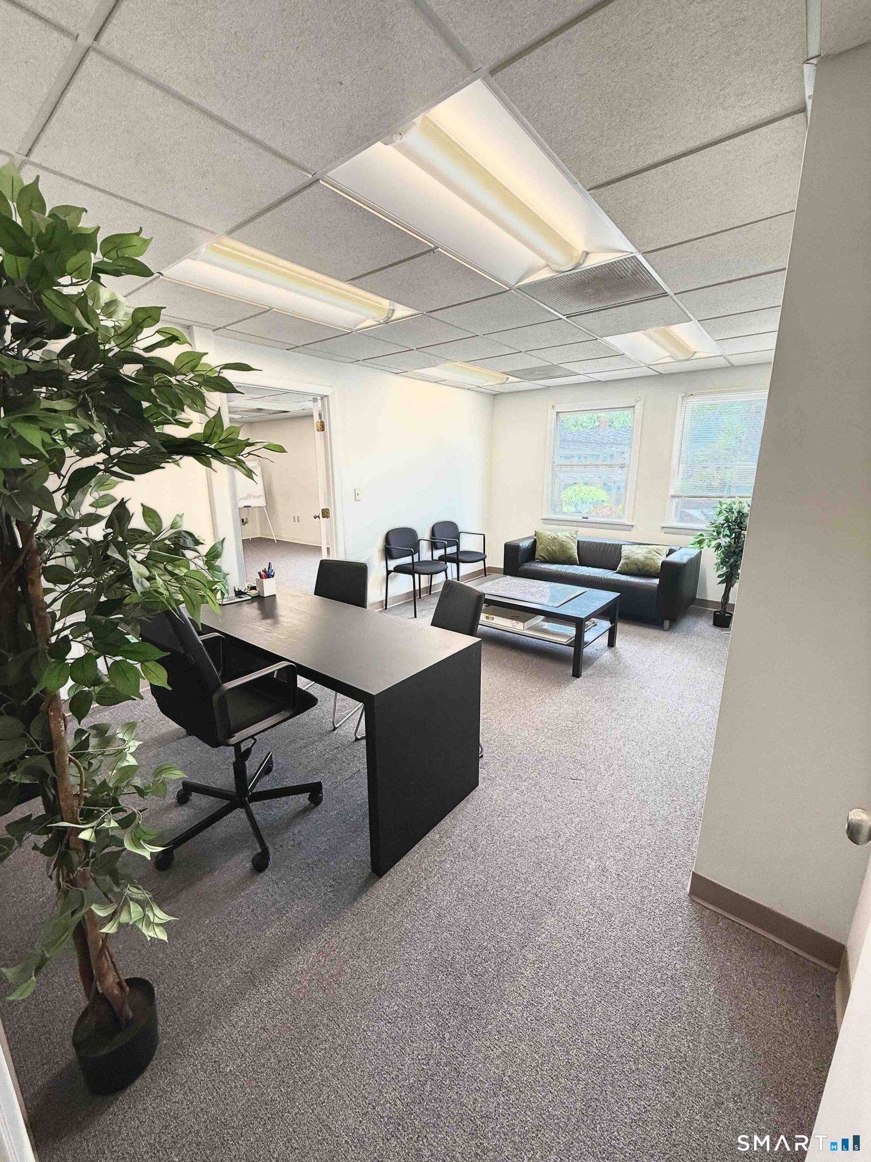 2558 Whitney Avenue Hamden CT 06518