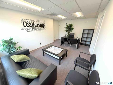 2558 Whitney Avenue Hamden CT 06518