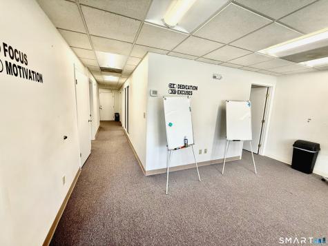 2558 Whitney Avenue Hamden CT 06518