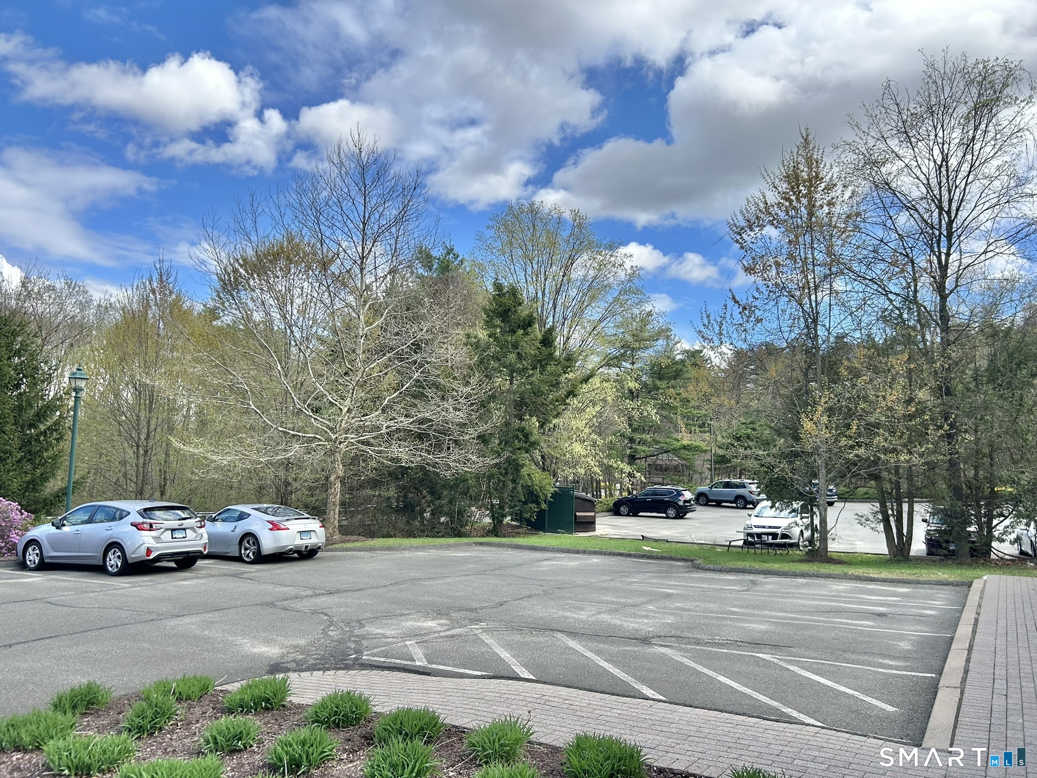 33 Dale Road Avon CT 06001