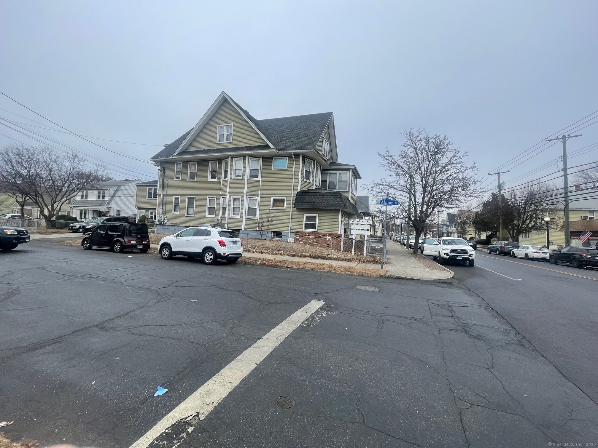 2313 East Main Street Bridgeport CT 06610