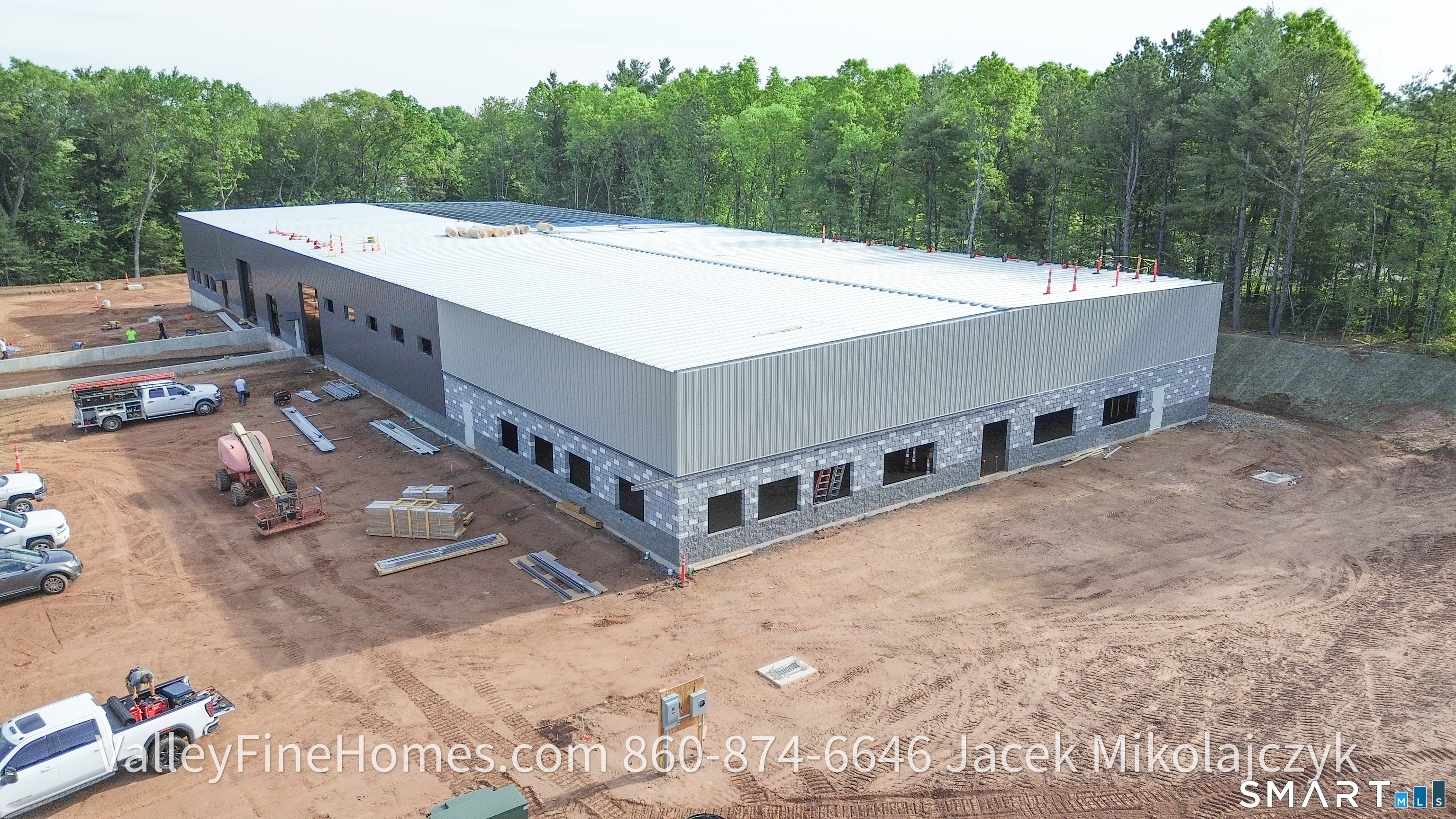 Bristol CT, 135 Business Park Drive