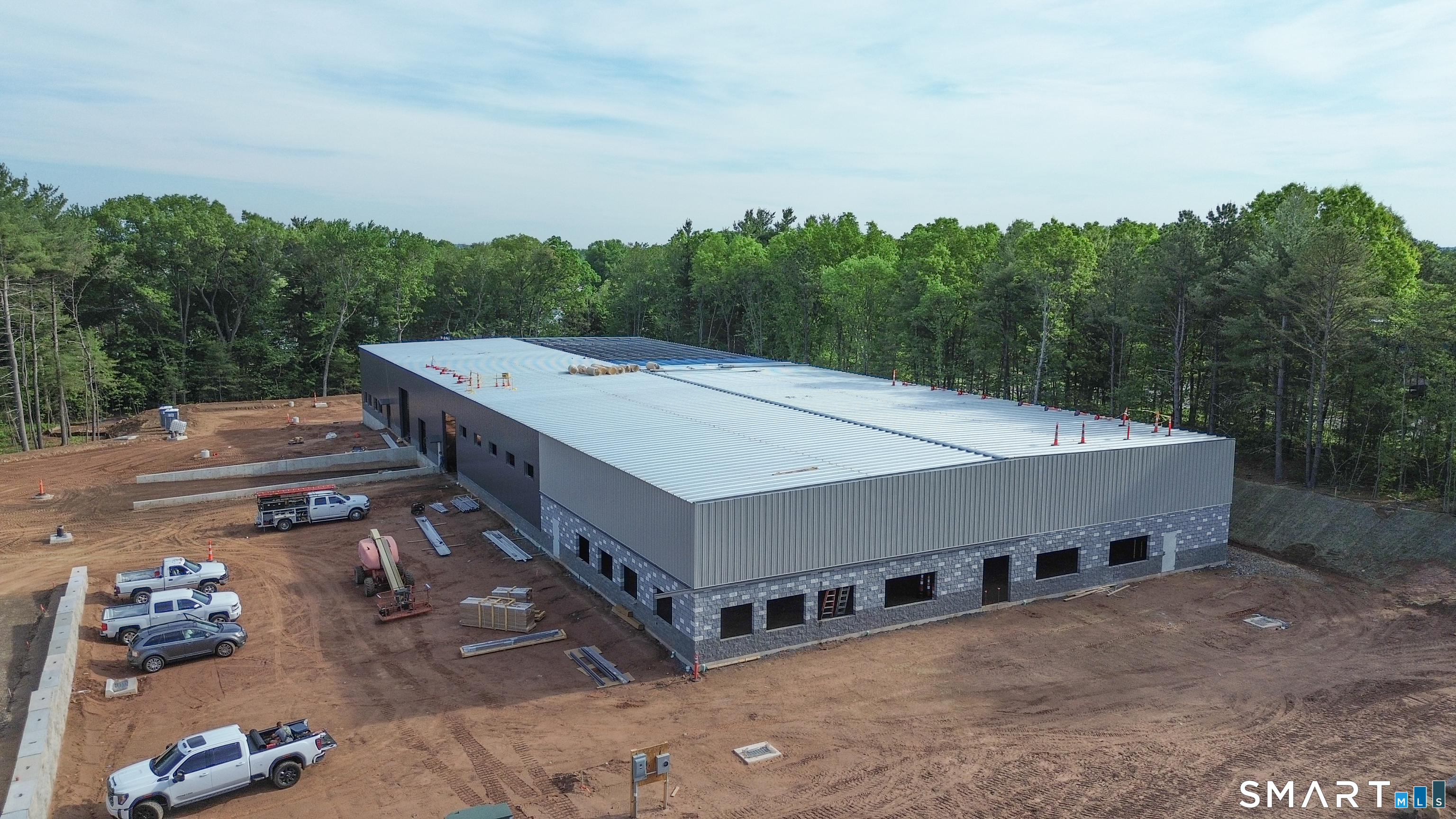 Bristol CT, 135 Business Park Drive