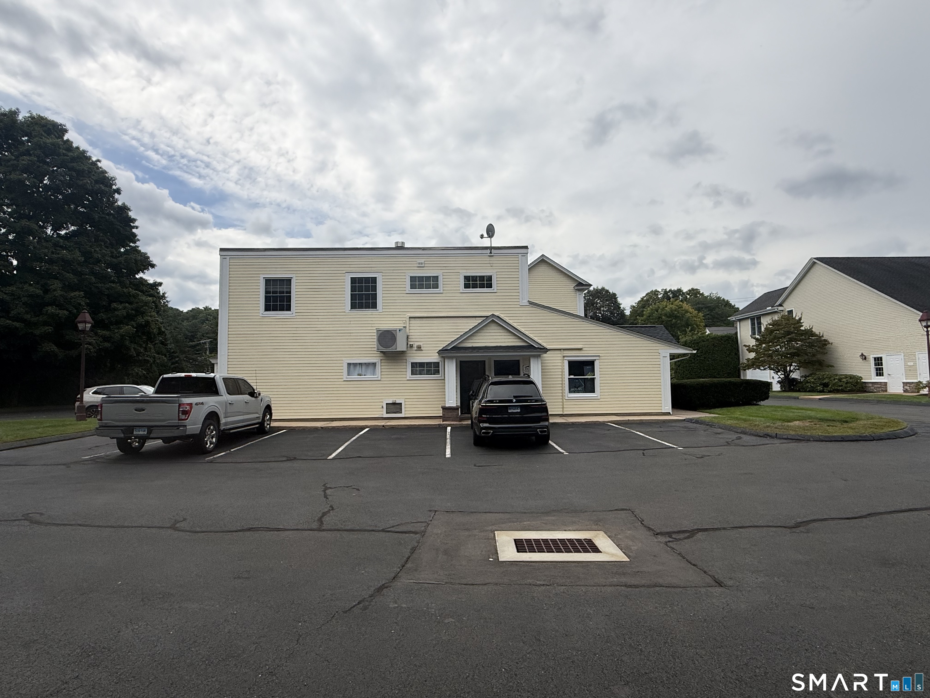 412 W Avon Road Avon CT 06001