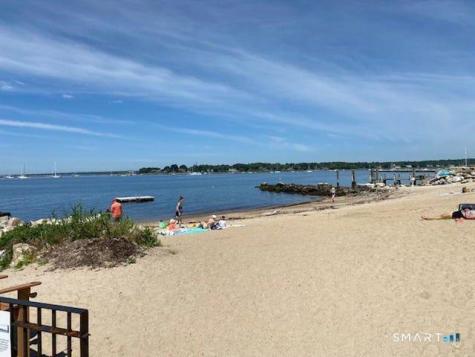 14 Church Street Stonington CT 06378