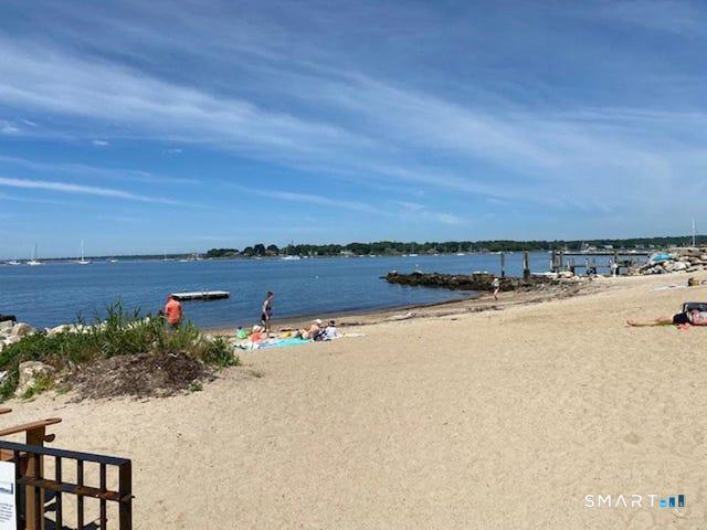 14 Church Street Stonington CT 06378