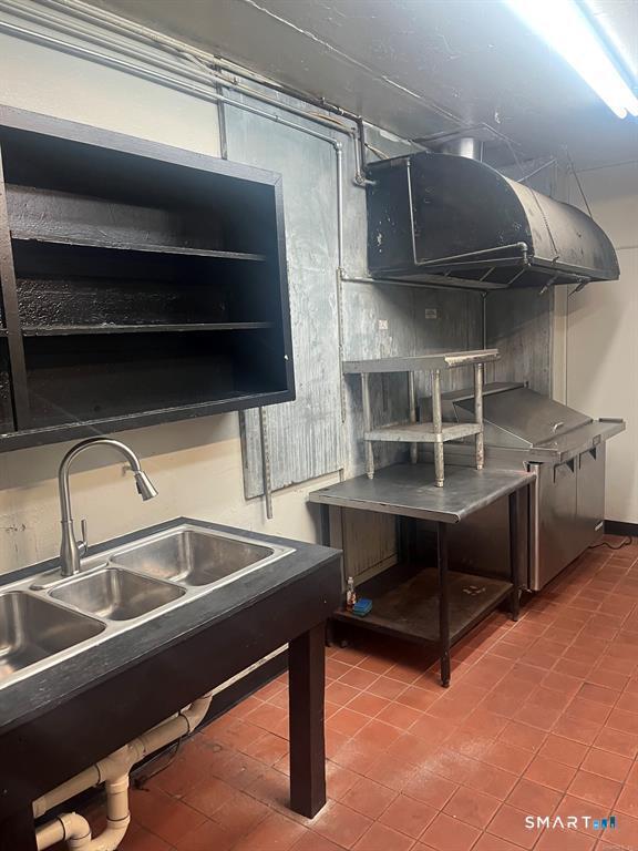 649 Watertown Avenue Waterbury CT 06708