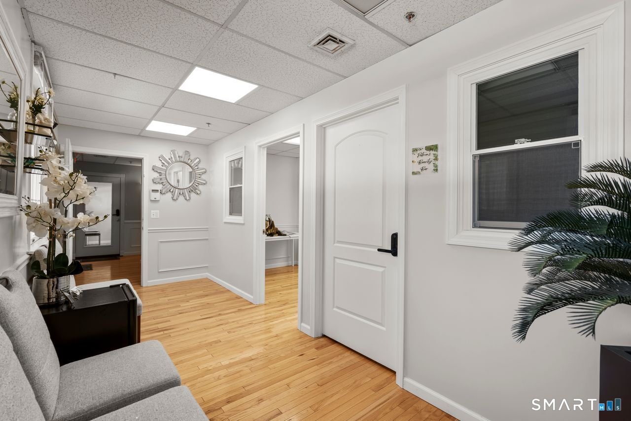350 Silas Deane Highway Wethersfield CT 06109