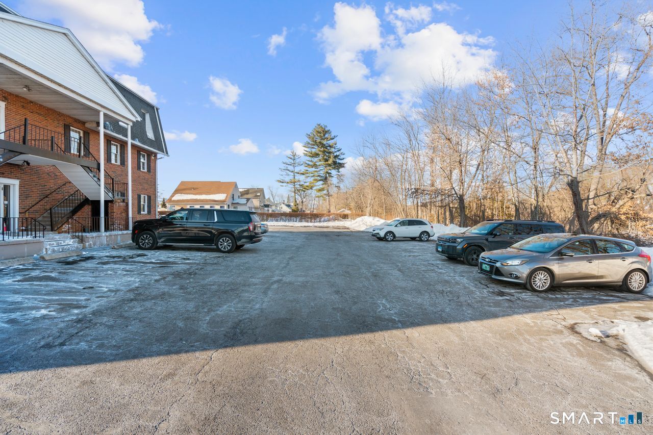 350 Silas Deane Highway Wethersfield CT 06109