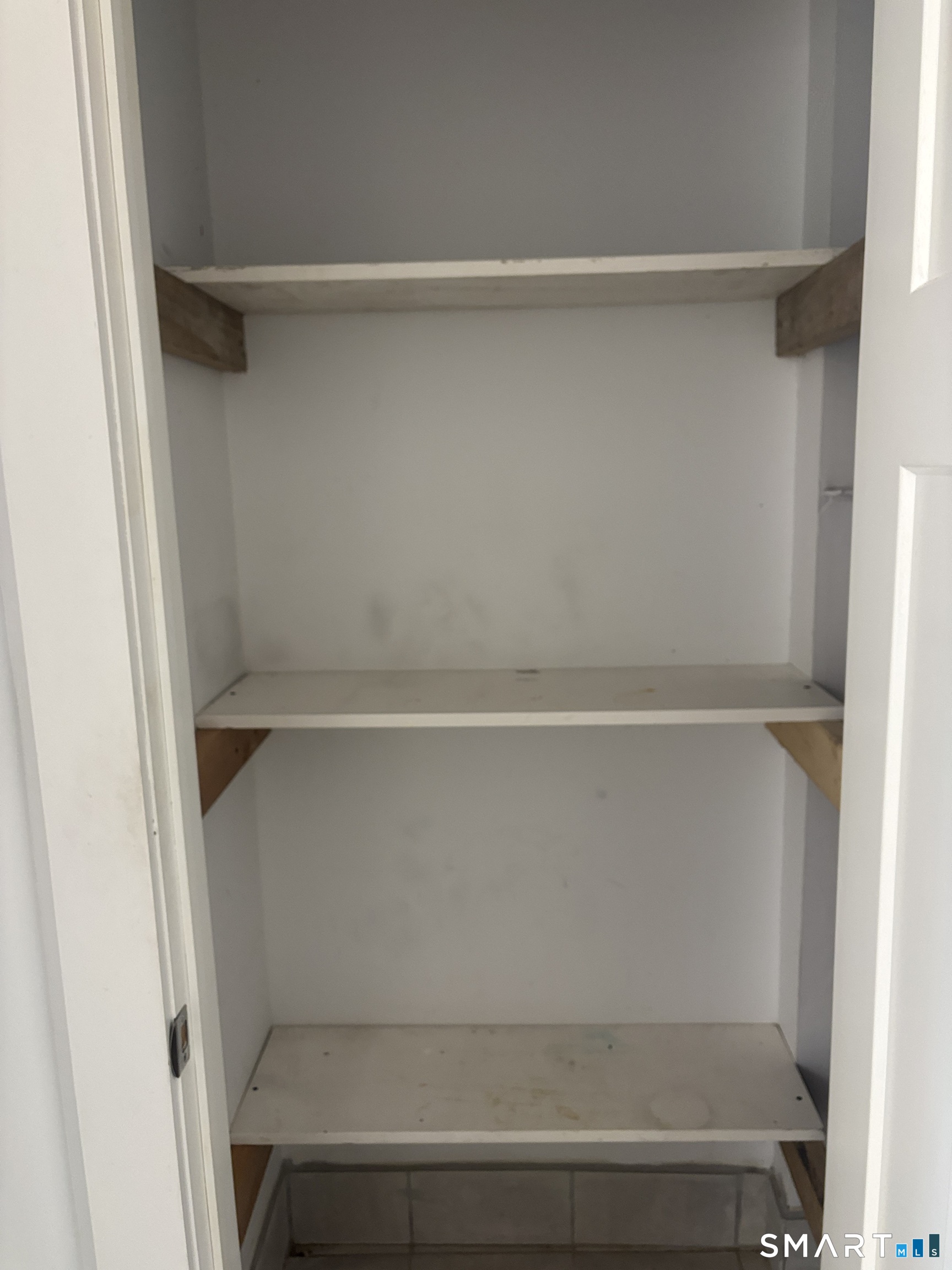 35 Hemingway Avenue East Haven CT 06512