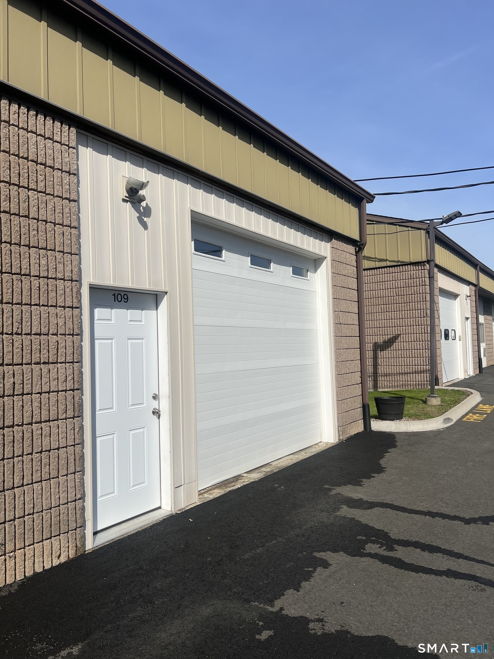 7 Corporate Drive North Haven CT 06473