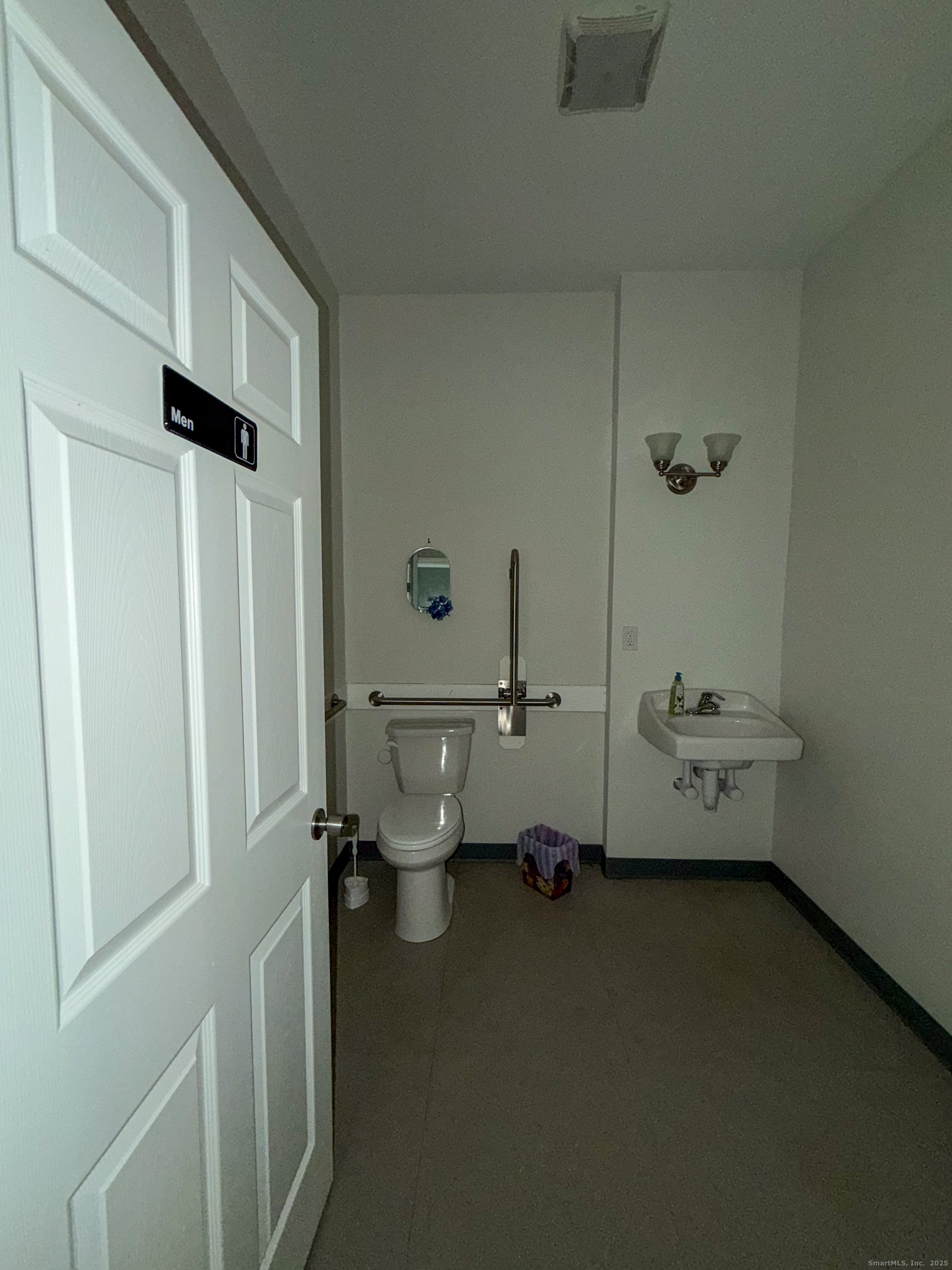 405 Williams Street New London CT 06320