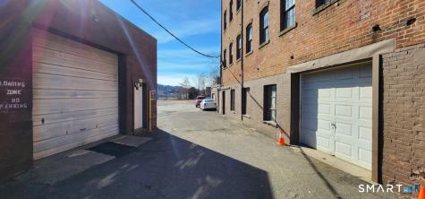5 Cross Street Meriden CT 06451