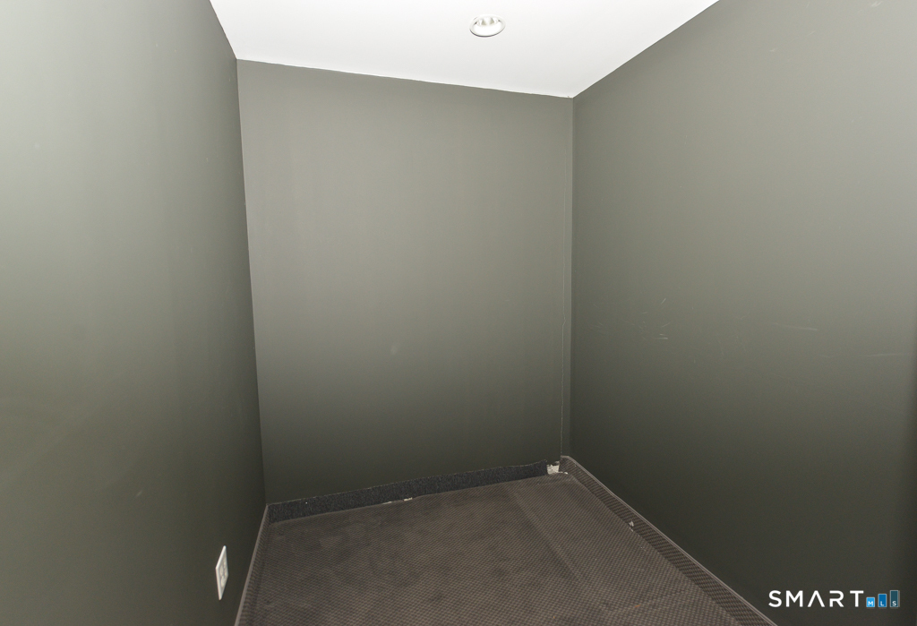 8 Pecks Lane Newtown CT 06470