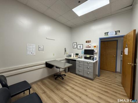 907 Route 32 Turnpike Montville CT 06382