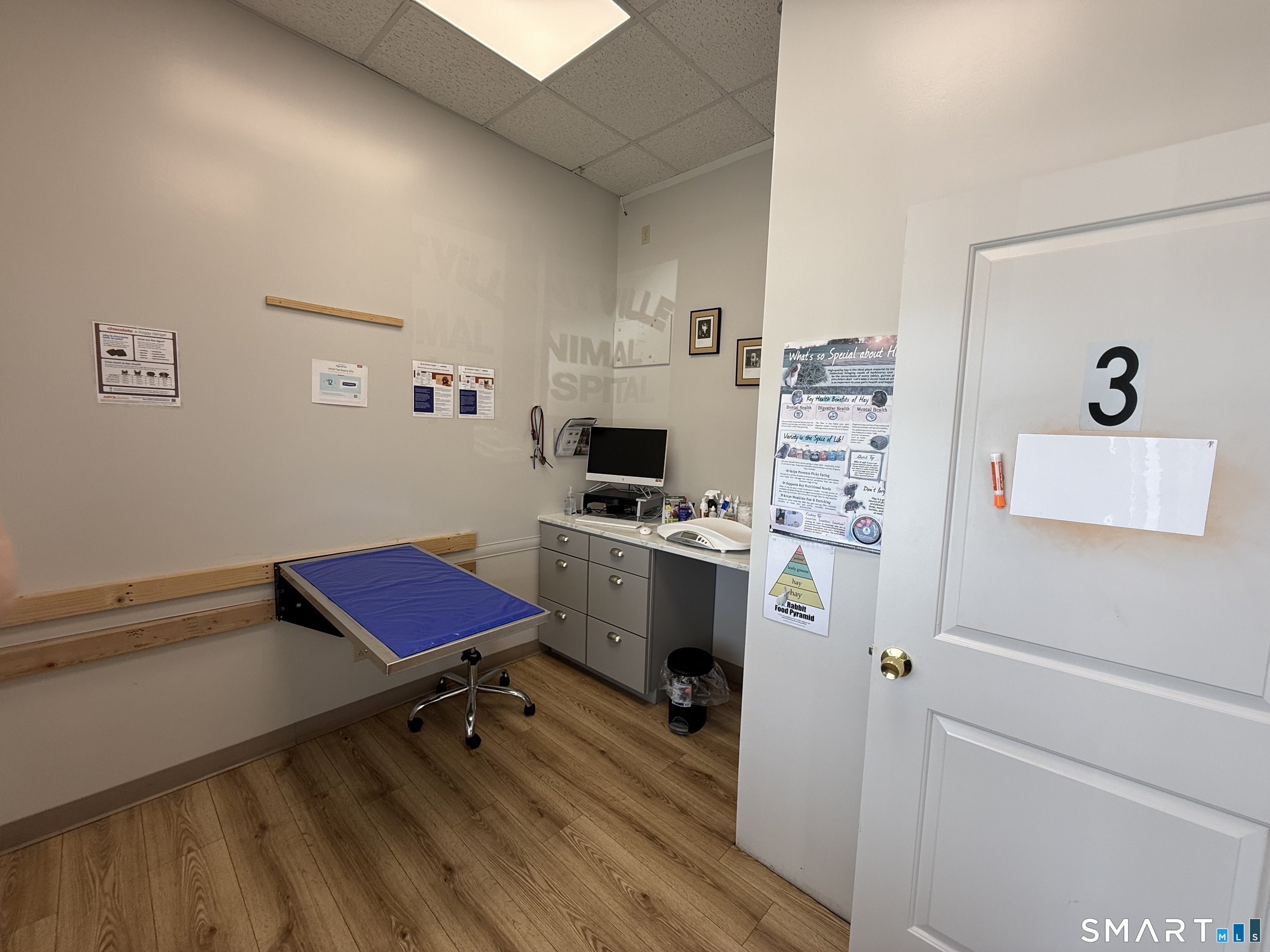 907 Route 32 Turnpike Montville CT 06382