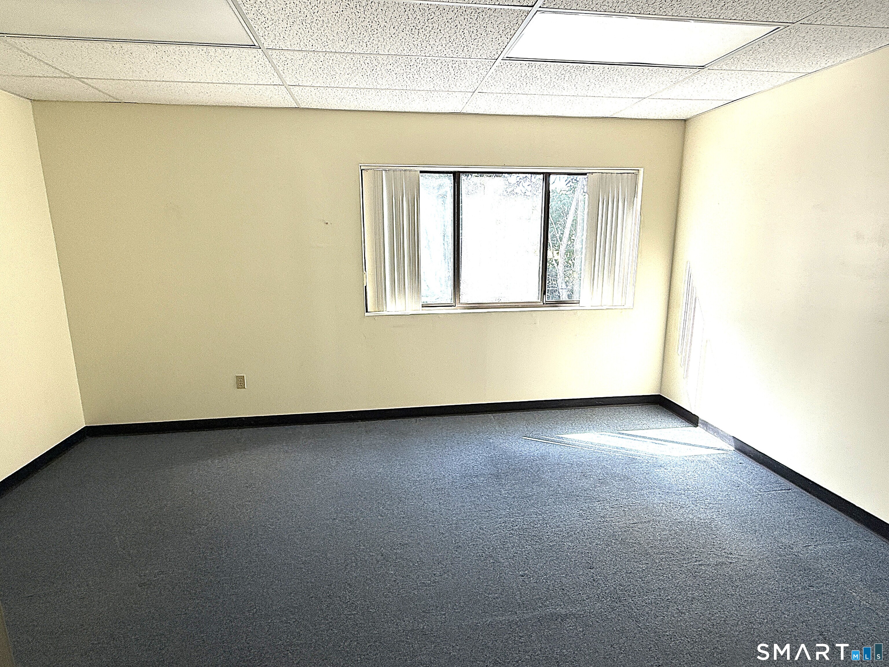 15-R Hartford Avenue Granby CT 06035