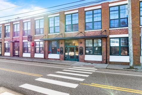 11 Main Street Stonington CT 06355