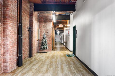 11 Main Street Stonington CT 06355