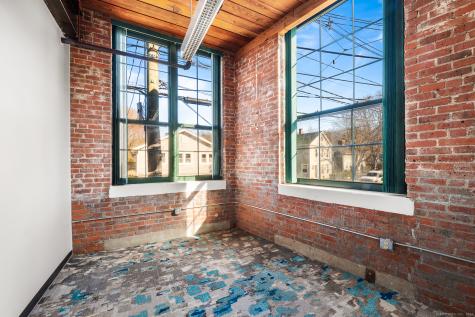 11 Main Street Stonington CT 06355