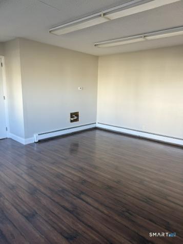 180 Center Street Manchester CT 06040