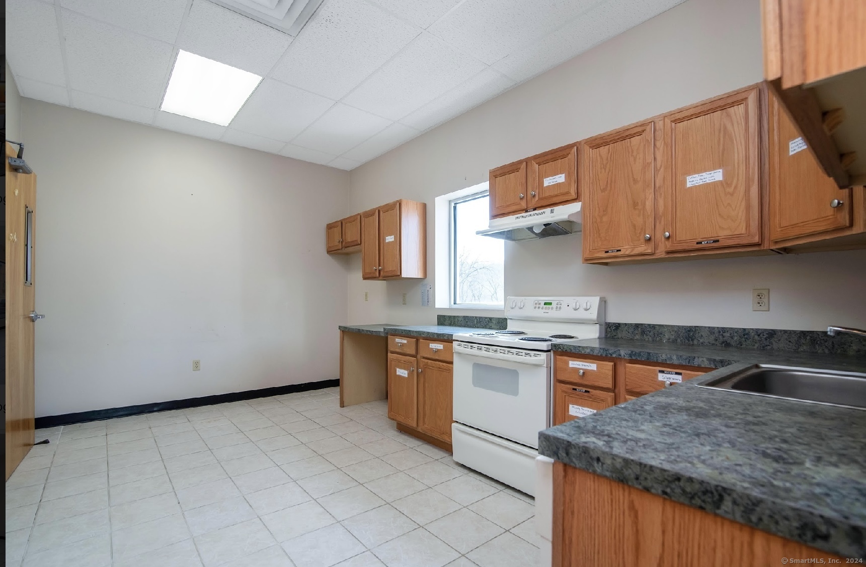 33 West Main Street Vernon CT 06066