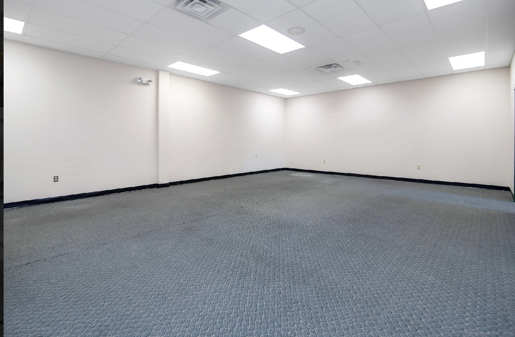 33 West Main Street Vernon CT 06066