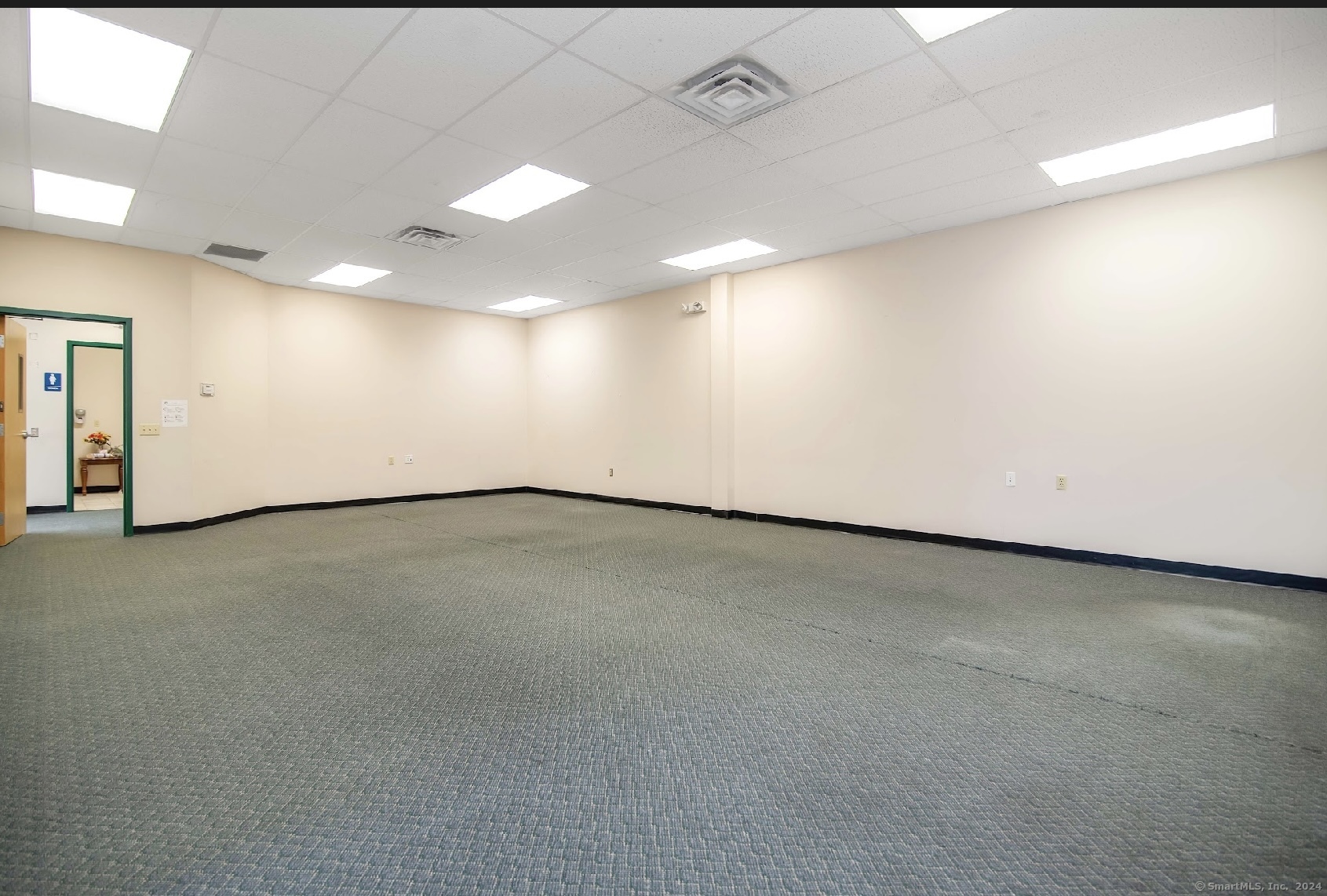 33 West Main Street Vernon CT 06066