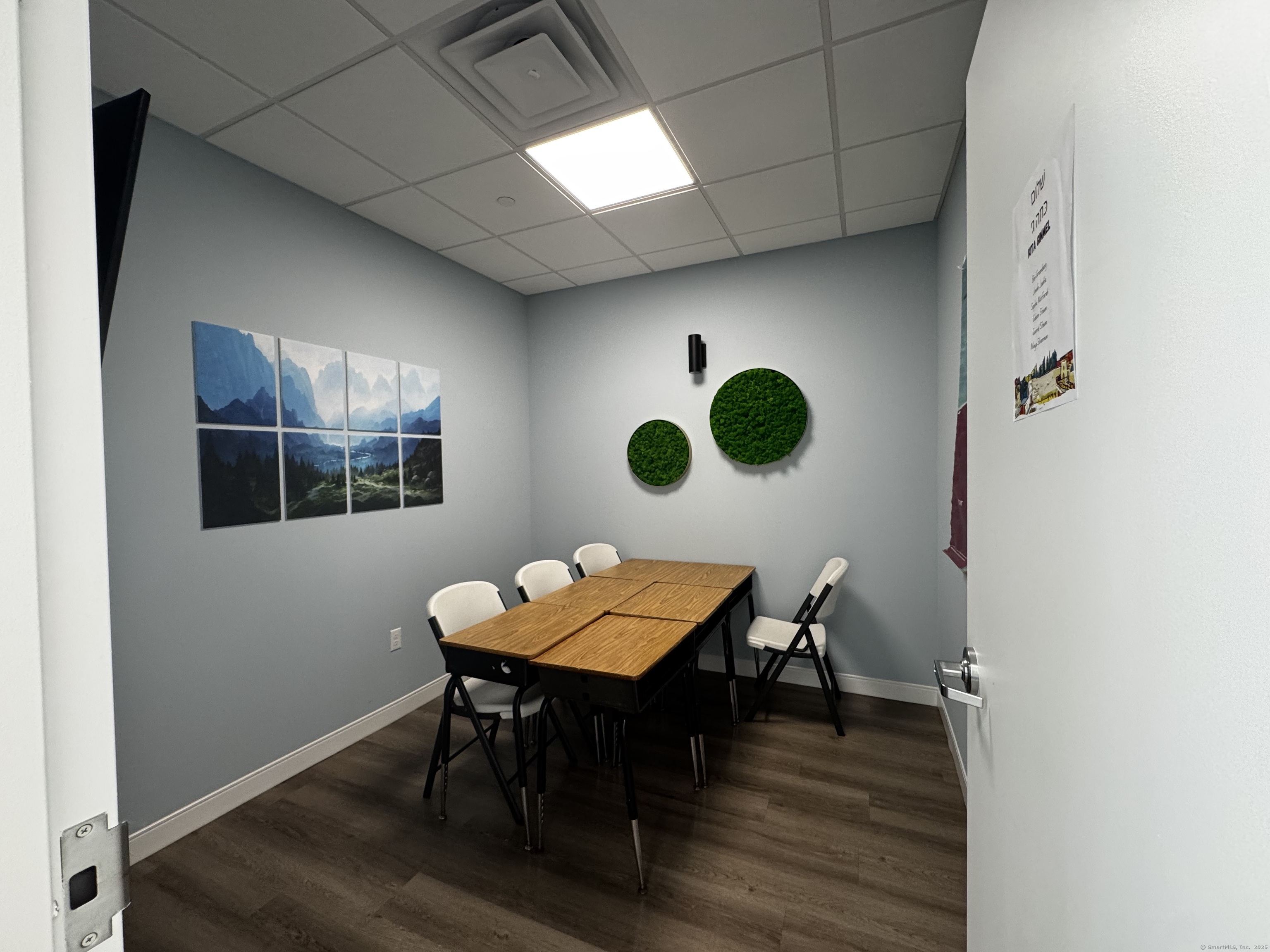 33 Old Tavern Road Orange CT 06477